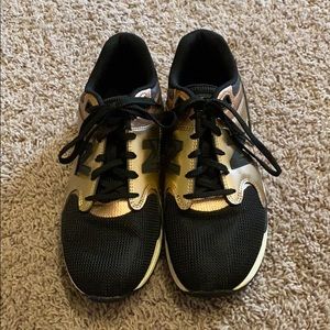 New Balance “RevLite” Sneakers Rose Gold